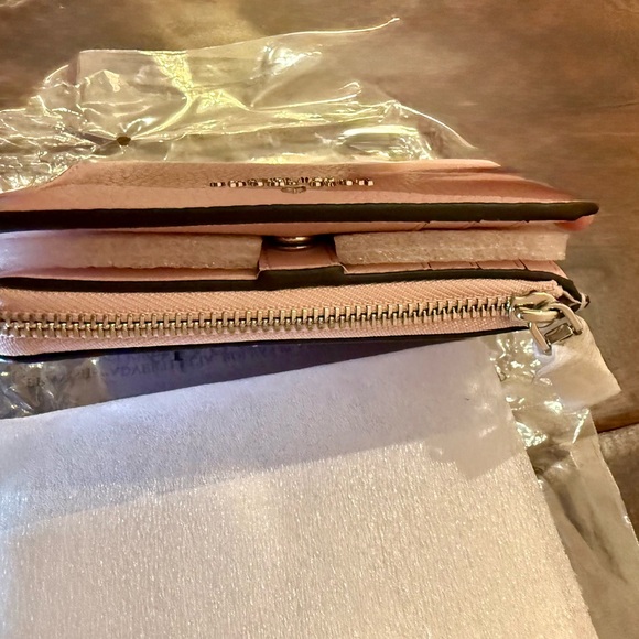 Kate Spade Pink Wallet - Picture 2 of 6